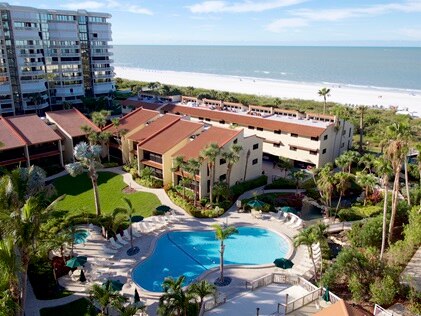 Aerial view of Hilton Grand Vacations exchange resort Club Regency of Marco Island in Florida. 