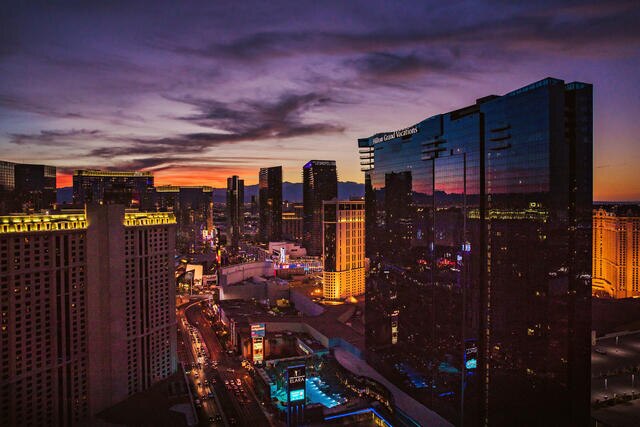 Read This If You Ve Ever Wondered How Timeshares Work Hilton Grand Vacations Hilton Grand Vacations