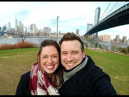 Hilton Grand Vacations Owners snapping a selfie at Dumbo on a New York City date.
