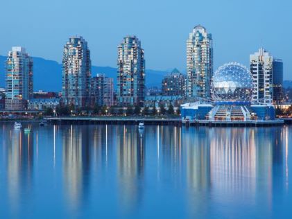 Vancounver, Canada skyline from the river