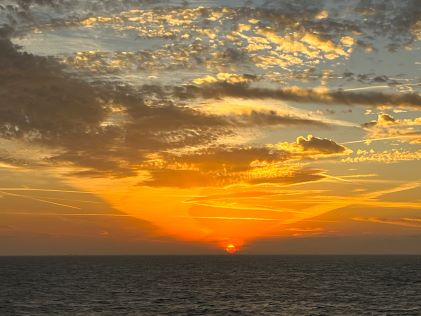 Sunset picture taken by Hilton Grand Vacations Members during a crusie