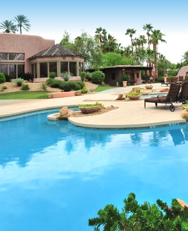 Bright blue pool at Ranchero Manana, a Hilton Vacation Club.