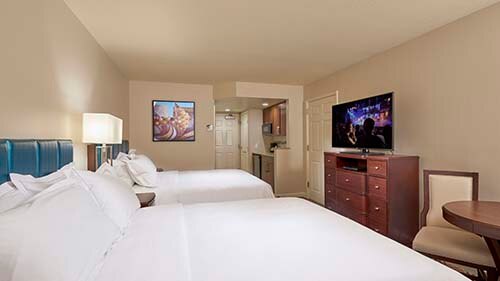 Hilton Grand Vacations on Paradise Bedroom