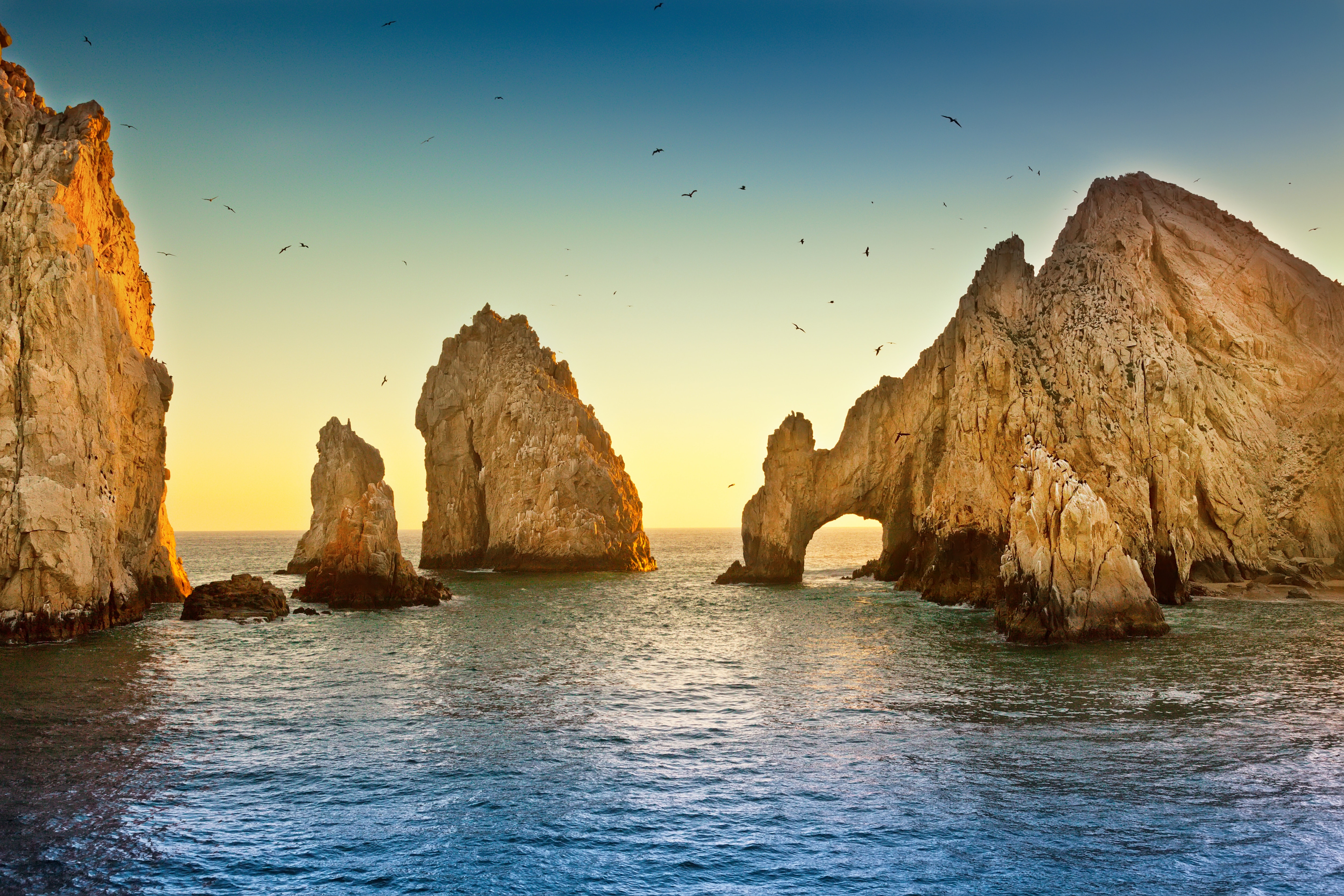 The famous arches in Los Cabos, Mexico.